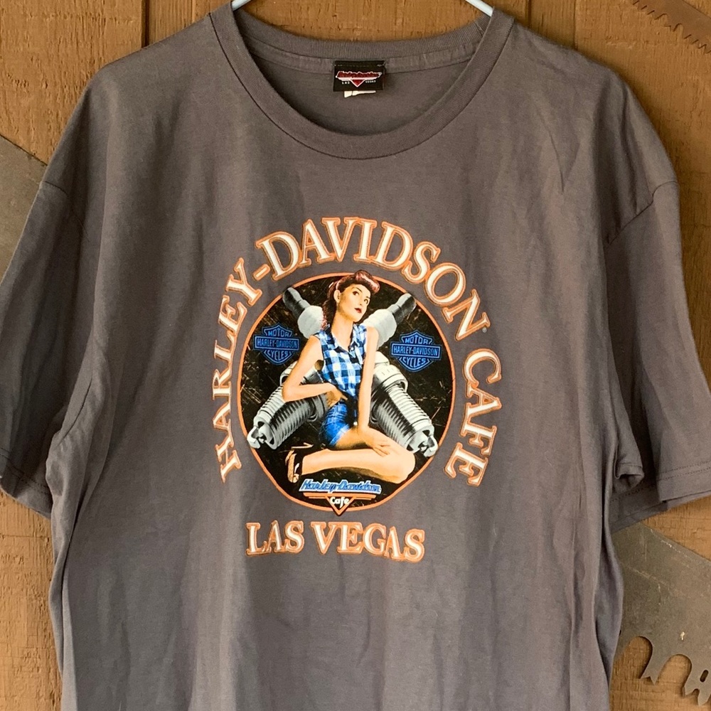 Harley Davidson Pin-Up graphics T-Shirt